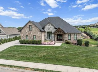 3438 Helmsley Ct, Maryville, TN 37803