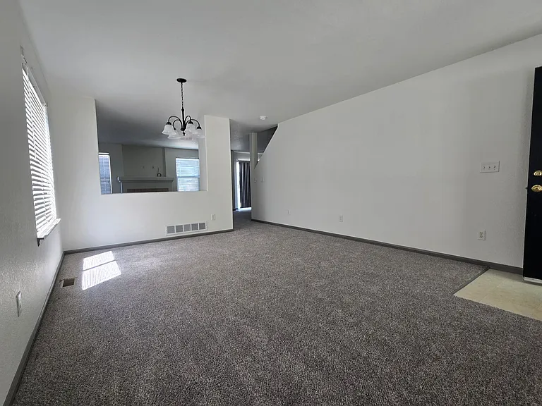 1653 Wagonwheel Dr — Photo 15