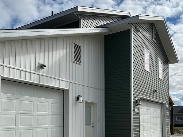 3091 Psalms Blvd, North Pole, AK 99705