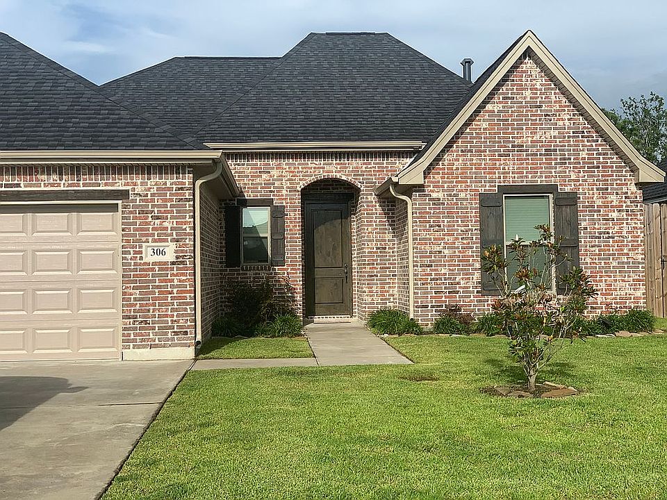 1st image of 306 Mandavilla Way