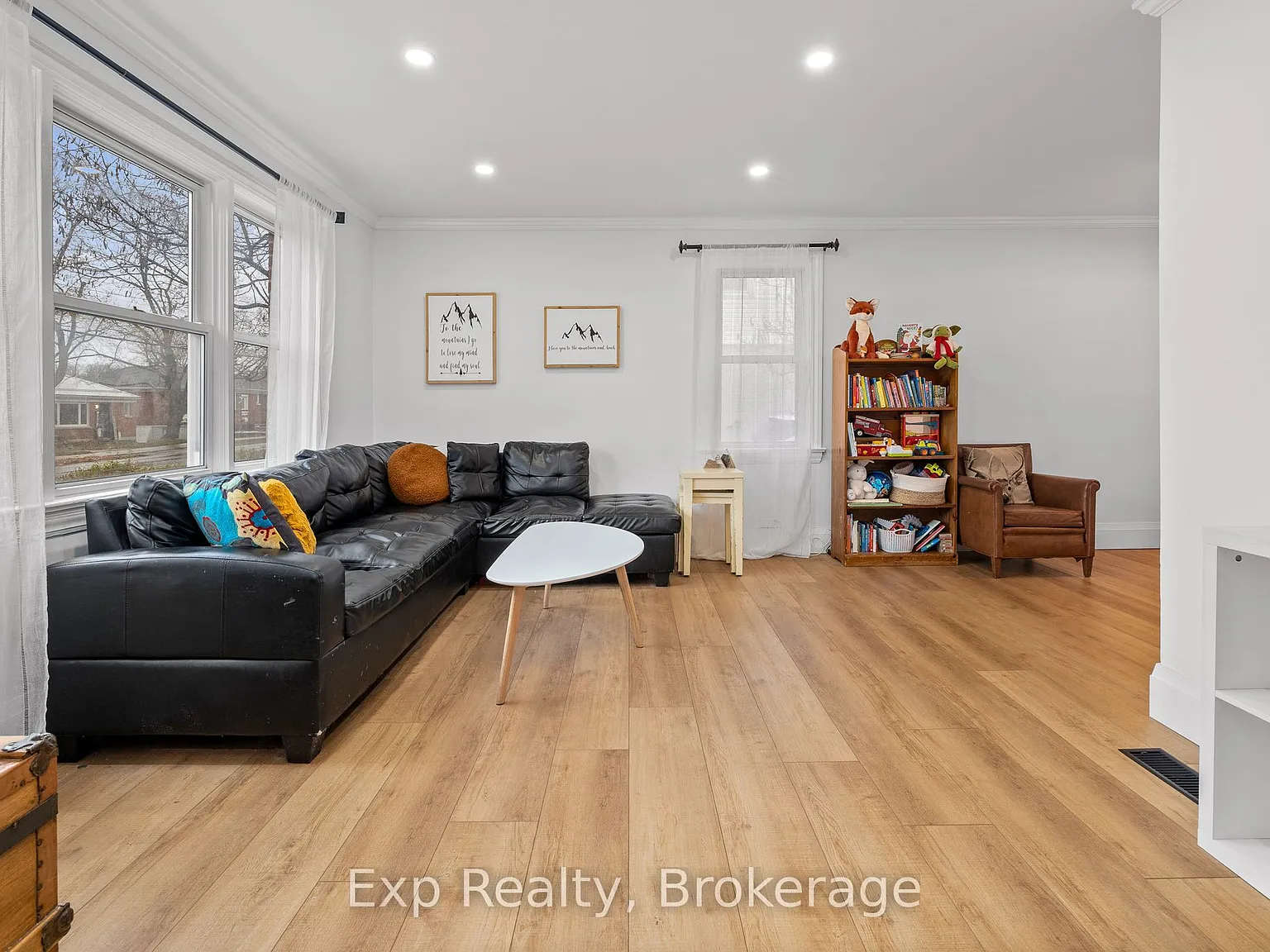 2 bed, $2,250 — Photo 4