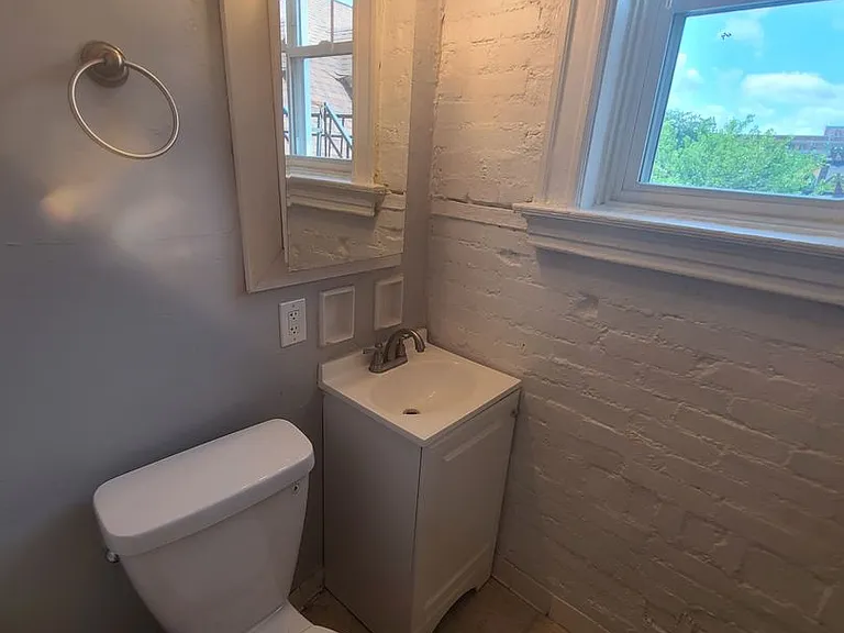 225 South Millvale Avenue — Photo 55