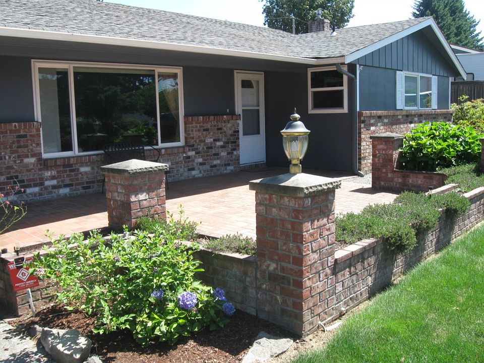 1st image of 3101 15th Street Pl SW
