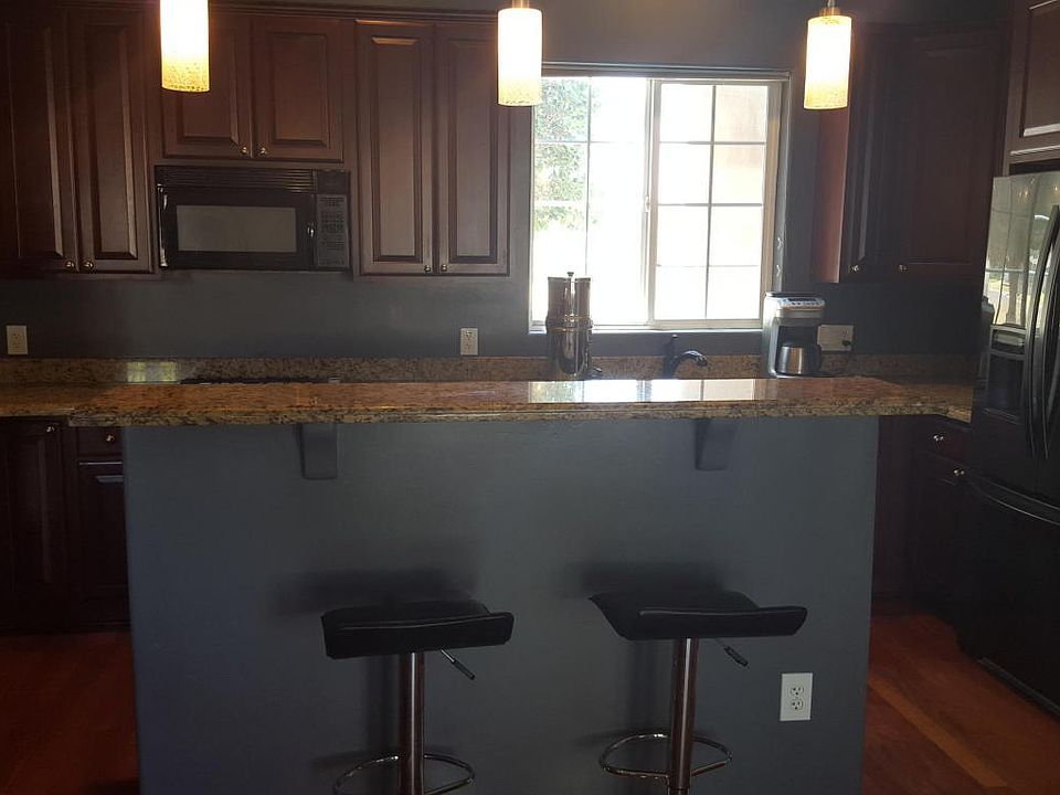 1st image of 3028 E Glenrosa Ave