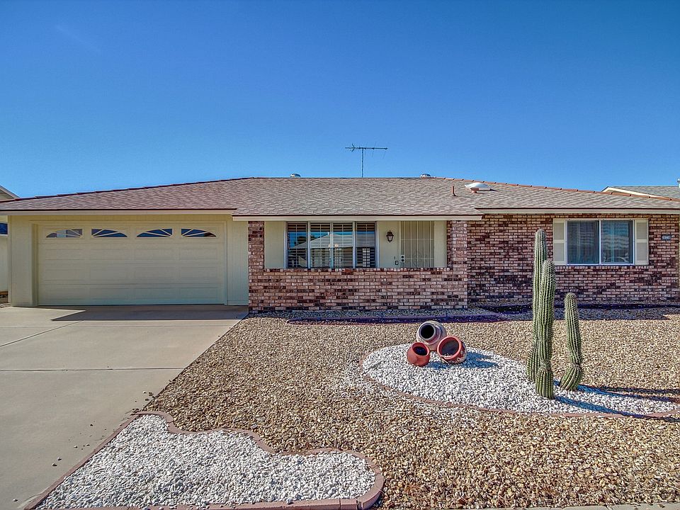 Welcome to 20238 N 124th Dr!