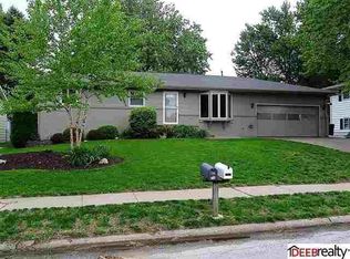 220 N 8th St, Springfield, NE 68059