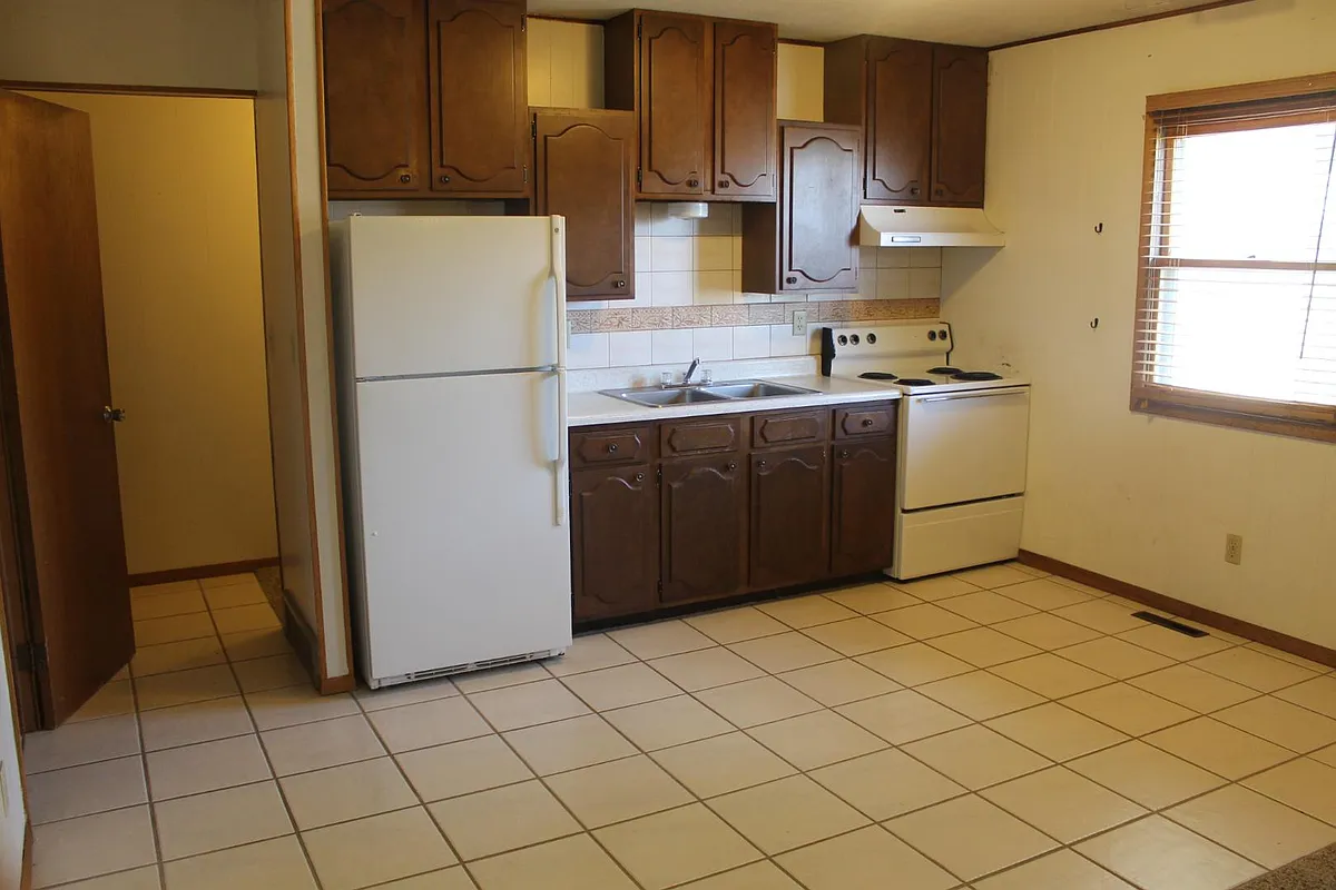 Unit Photo - 1011 Lincoln St #1