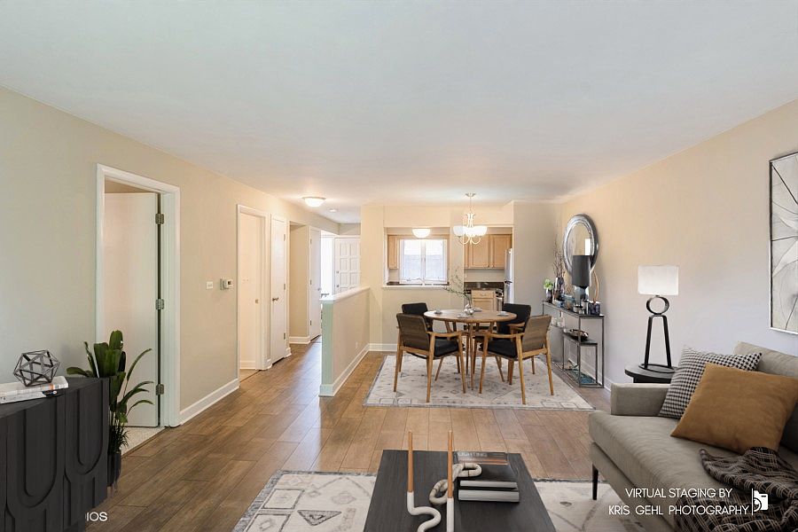 2nd image of 520 E Main St E APT 1B