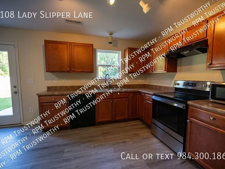 4108 Lady Slipper Ln — Photo 3