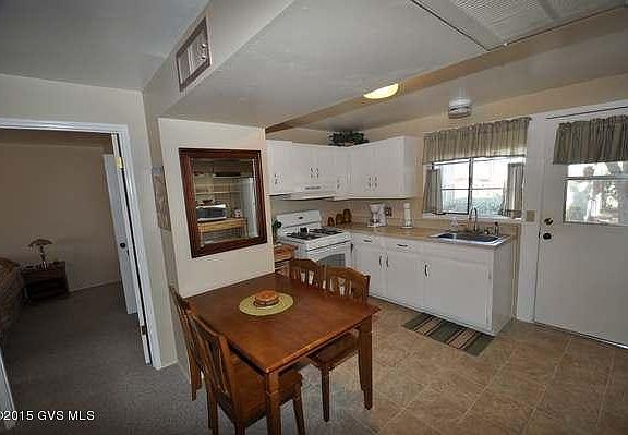 2nd image of 136 W Camino Manzana Unit B