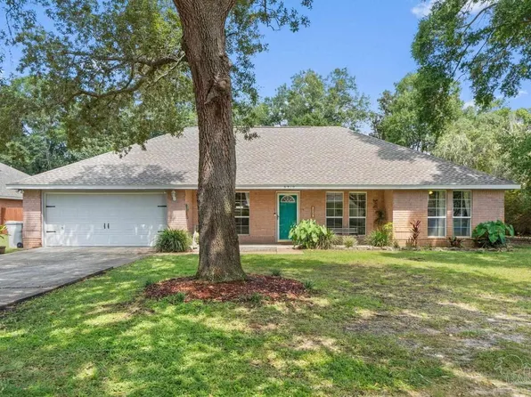 6910 Calle De Caballero, Navarre, FL 32566