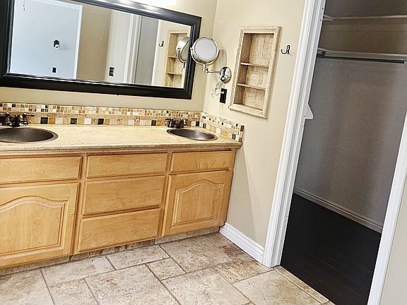 Double Vanity with an Oversized Walk-in Closet