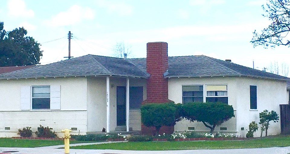 1st image of 18705 Kornblum Ave
