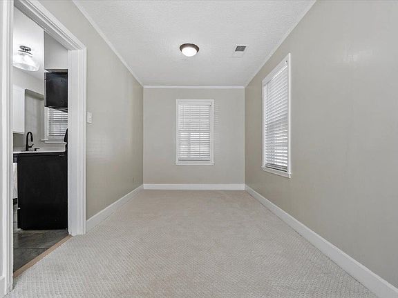 5th image of 737 Buck St