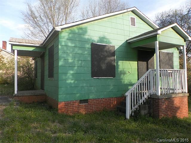 2nd image of 516 Normandy Rd
