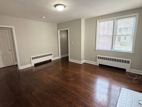 2nd image of 383 Newhall St #1