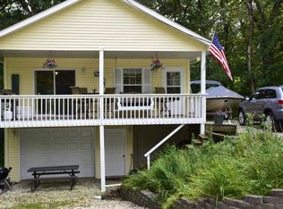 1129 Lakeview Rd S, Dahinda, IL 61428