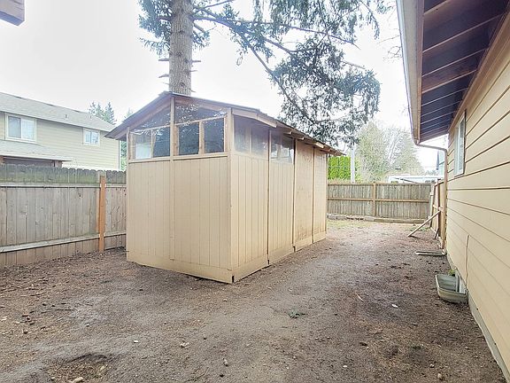 5th image of 15503 NE 12th Way