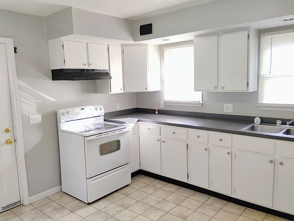 5th image of 1529 Esplanade Ave