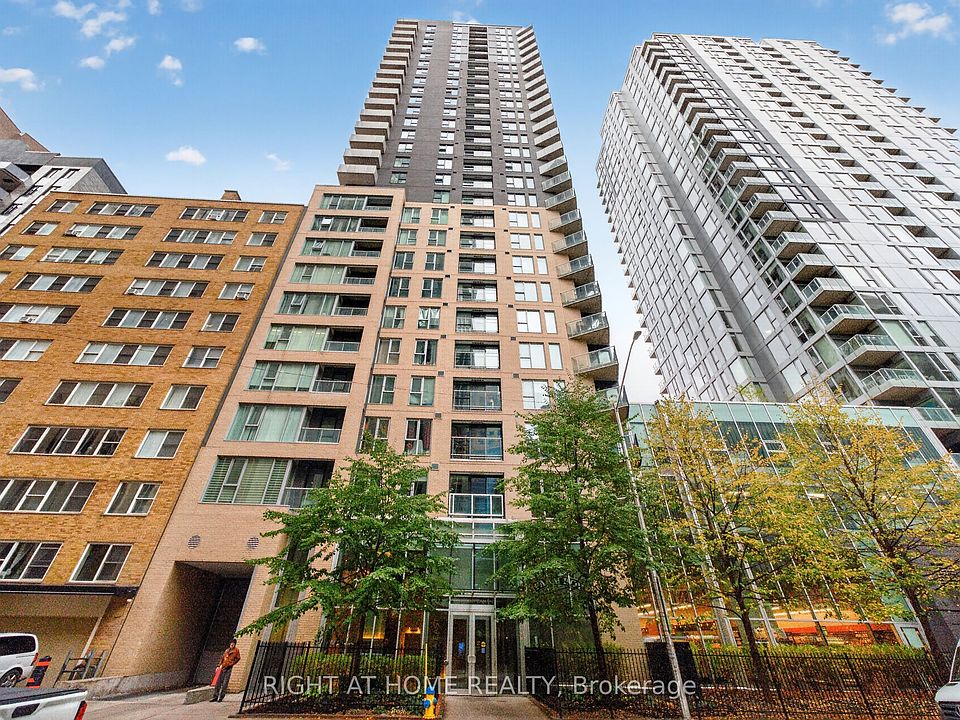 1st image of 40 Nepean St #1902