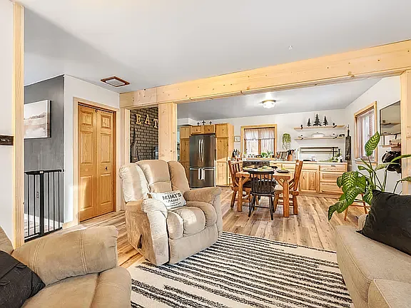 9210 Timberlane Dr — Photo 27