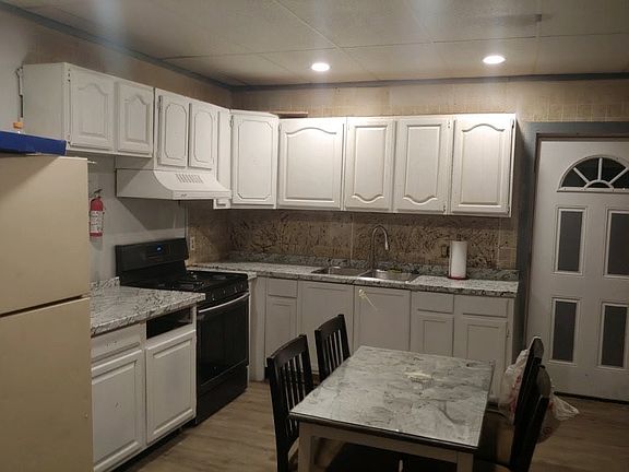 2nd image of 1108 Albright Ave Floor 1