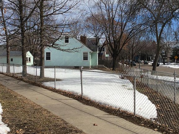 Side View with Yard - Wintertime