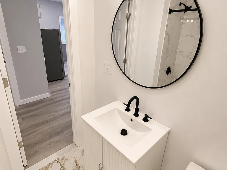 352 S 10th St #2 — Photo 7