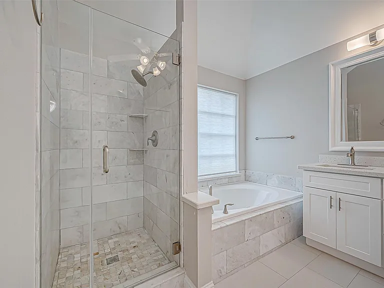 5410 Portage Rock Ln — Photo 40