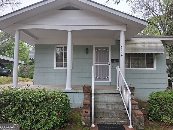 2nd image of 306 N North 8th Ave