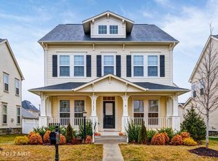 23404 Gardenwalk Dr, Ashburn, VA 20148