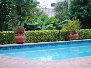 180 8th Ave S, Naples, FL 34102
