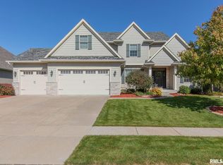 5180 Wingate Ct, Bettendorf, IA 52722