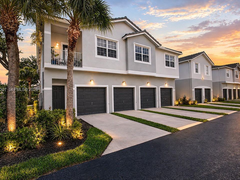 1st image of 3107 Grandiflora Dr