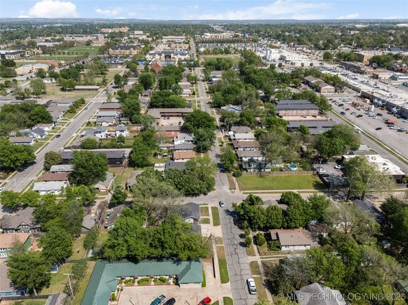2441 E 8th St, Tulsa, OK 74104