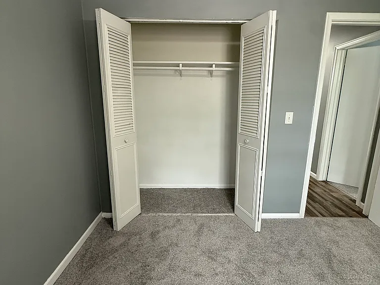 1319 Circle Terrace Blvd NE #1 — Photo 11