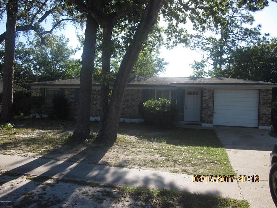 1st image of 122 Hercules Dr E