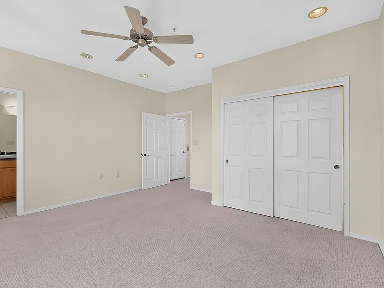 1900 Central Ave SW #203 — Photo 17