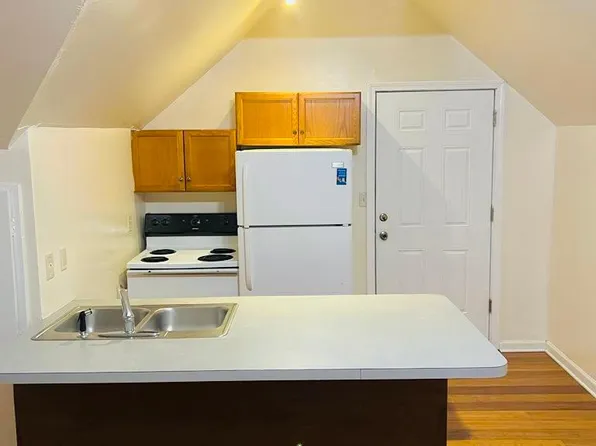 41 Anderson St #3, Naugatuck, CT 06770