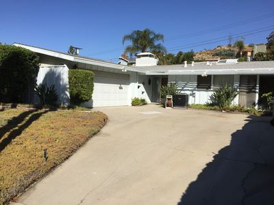1067 Delaware Rd, Burbank, CA, 91504