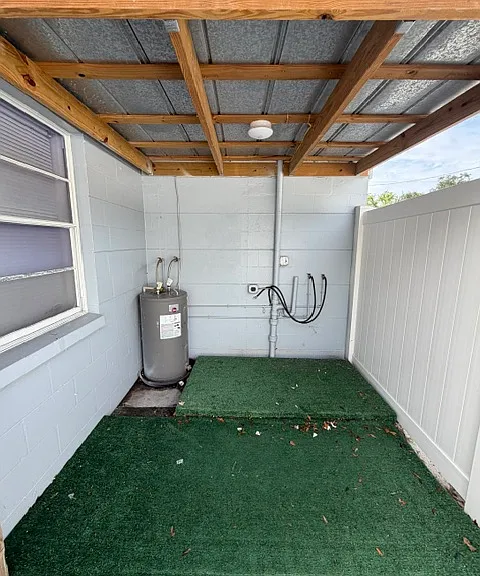 1307 W Hollywood St — Photo 11