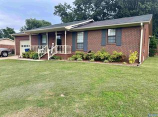 1016 Bearden St, Albertville, AL 35950