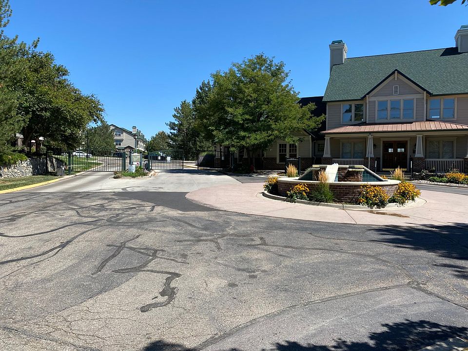 Entryway Gate and Clubhouse