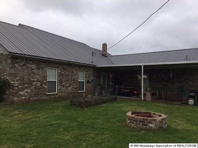 2nd image of 515 Goodwin Rd