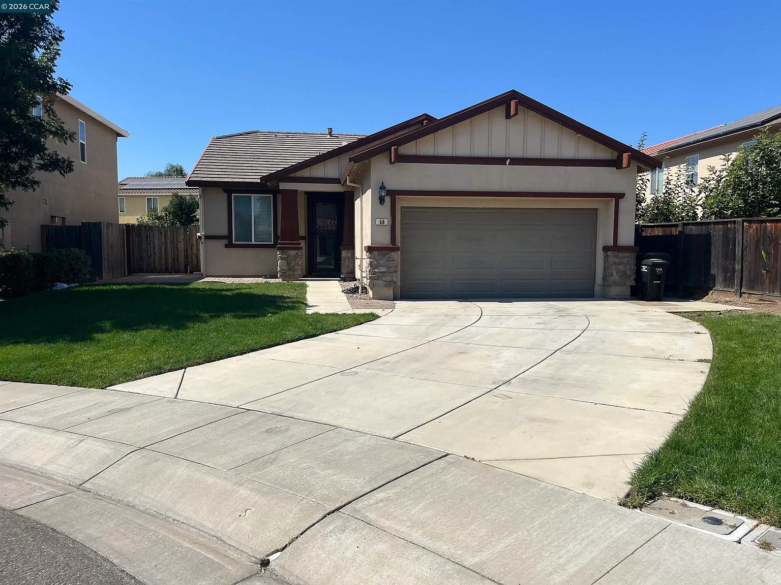 3 bed, 1490 sqft, $3,200 — Photo 1