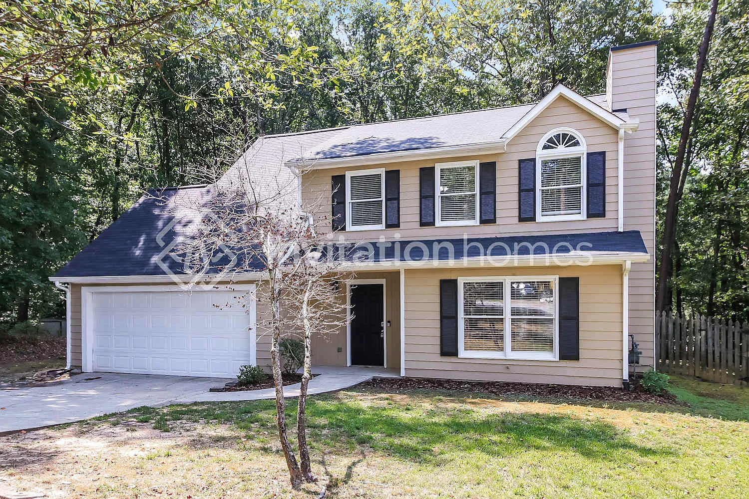 330 Brooke Wood Dr Peachtree City, GA 30269 — Photo 1