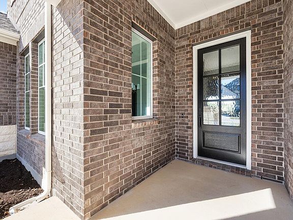 5th image of 113 Bigtooth Maple Ln
