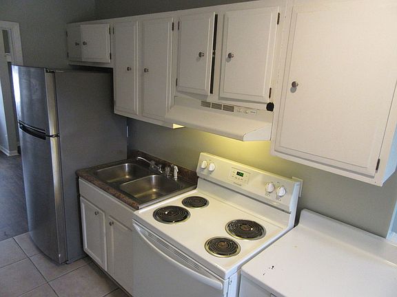 5th image of 1400 Gulf Ave #8