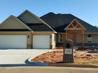 14737 Walnut Ln, Choctaw, OK 73020