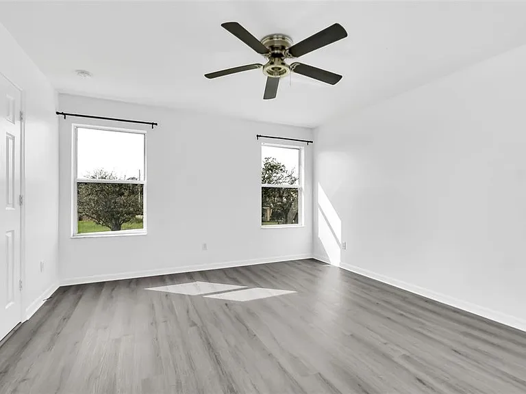 1160 S Beach Cir — Photo 14
